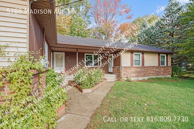 Photo - 5788 Madison Ave SE