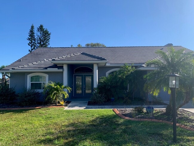 Building Photo - 1086 Hoover Cir