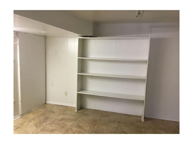 Photo - 1016 Greens Lake Rd