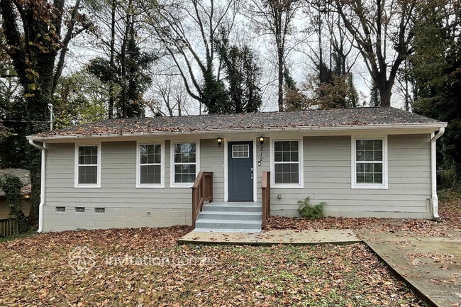 Building Photo - 212 Glenrose Cir SW