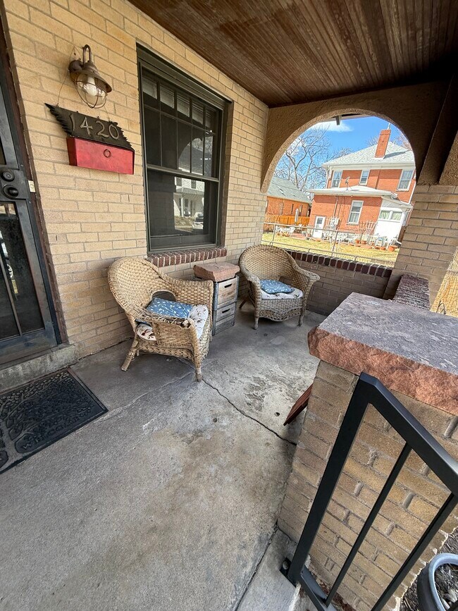 Photo - 1420 E 5th Ave Unidad 1420 E. 5th Avenue