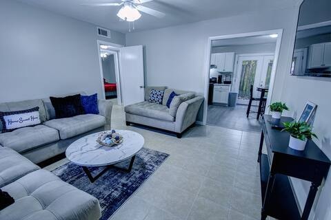 Photo - 18 S Catherine St