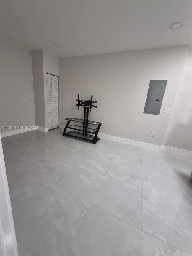 Photo - 1140 SW 153rd Terrace Unidad 0