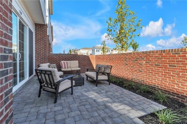 Photo - 509 High Cres Rd