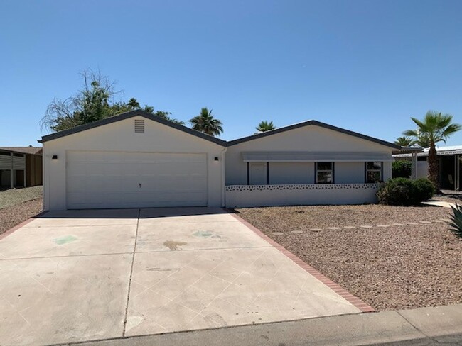 Age Restricted-Renovated 3 Bed/2 Bath in S... - Age Restricted-Renovated 3 Bed/2 Bath in S... Casa