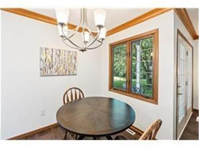 Photo - 3563 Blue Jay Way