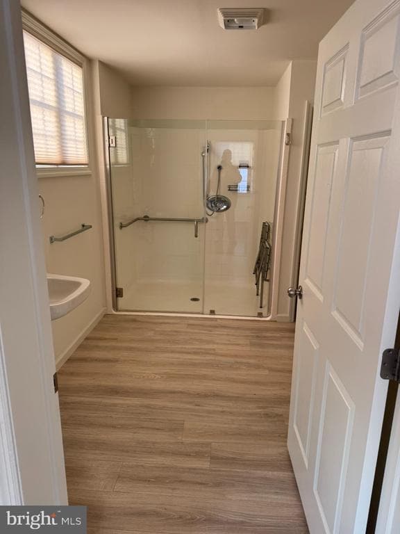 Photo - 615 Chatsworth Rd