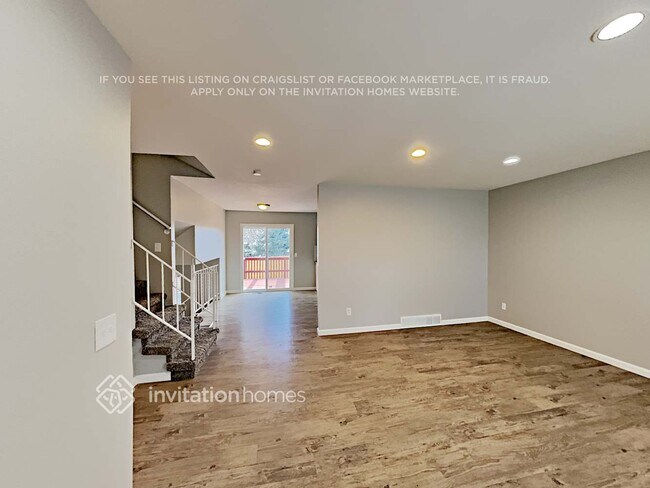 Photo - 16533 E Wyoming Dr