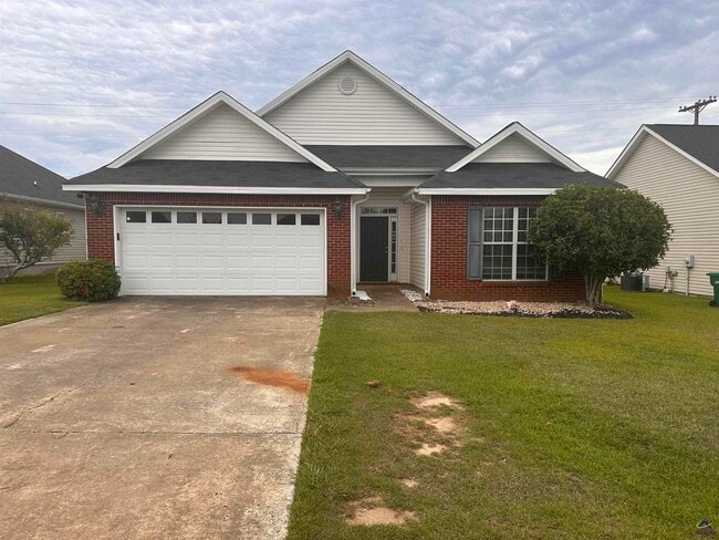 Building Photo - 123 Larkspur Ln