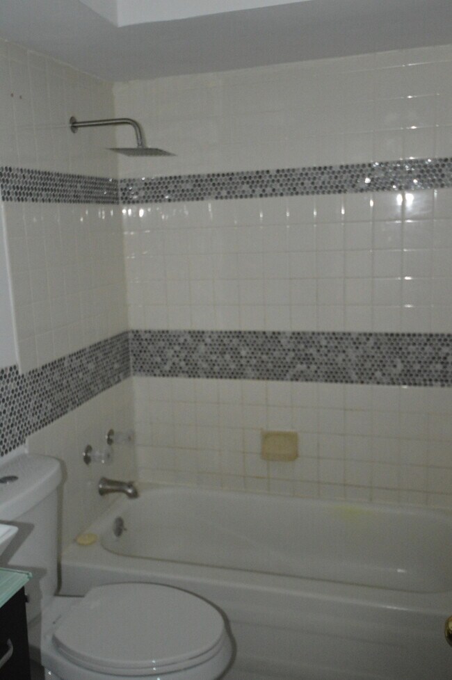 Photo - 1461 E Winslowe Dr Unit 102