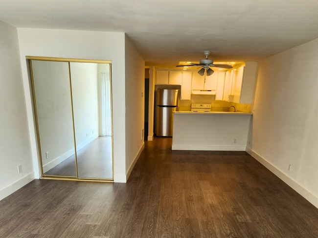 Photo - Hillside Terrace Apartments