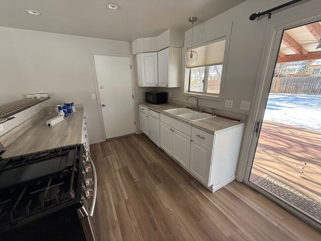 Photo - Home near Rocky!