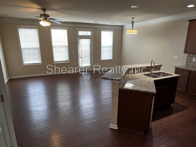 9593 Camberley Ave NW