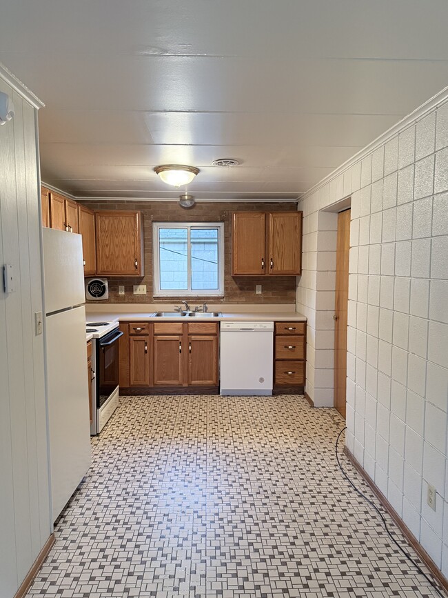 Photo - 437 College Ave Unit 3A