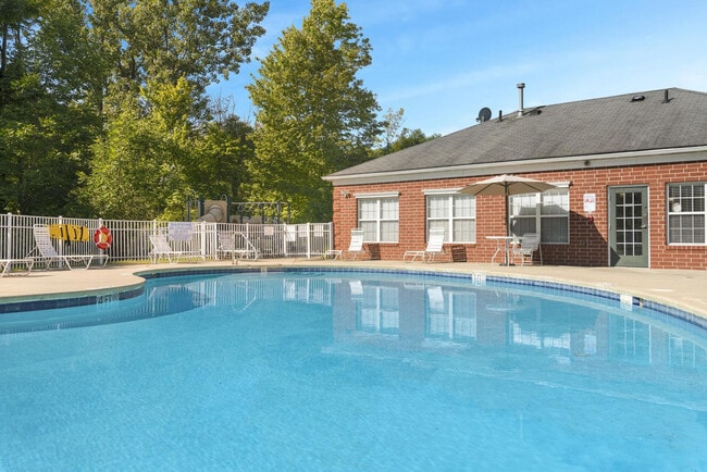 Photo - Parkwood Village