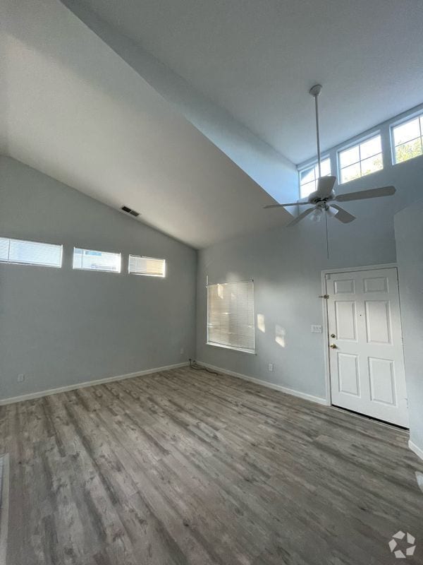 Building Photo - 9428 Plainoak Way Rental