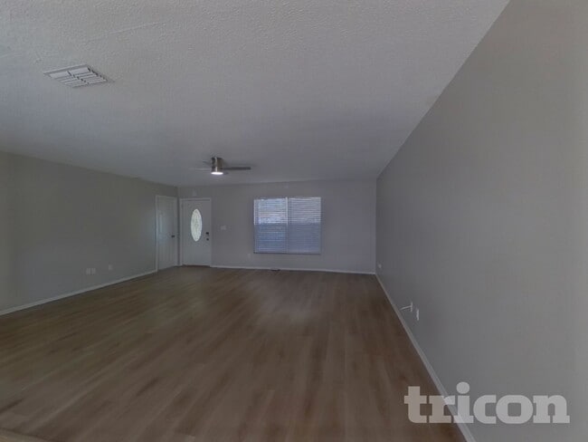 Photo - 1913 Hudson Ct