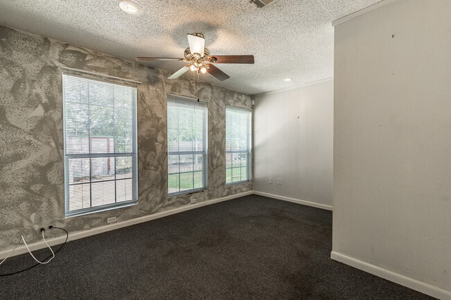 Photo - 113 County Rd 1604