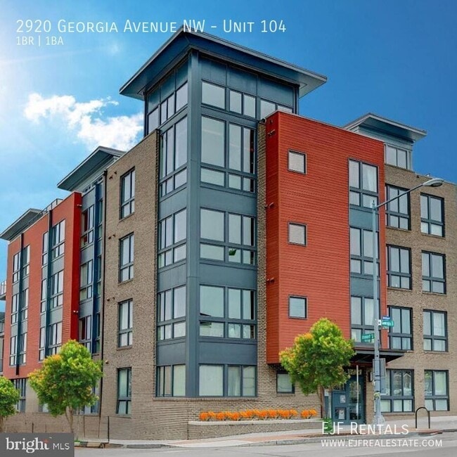 Building Photo - 2920 Georgia Ave NW Unit 104