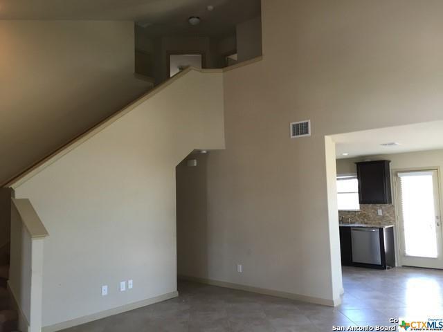 Photo - 864 Foxfire Dr