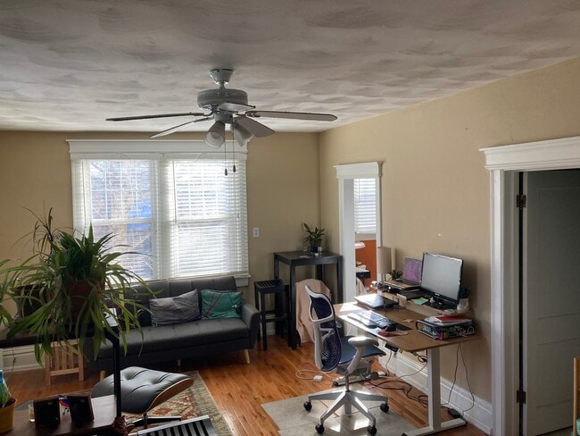 Photo - 504 N Pearl St Unidad 15