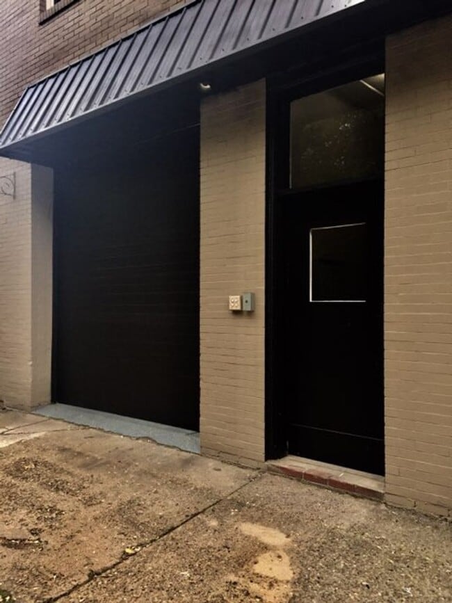 Photo - 414 E Lincoln Ave Unit 4