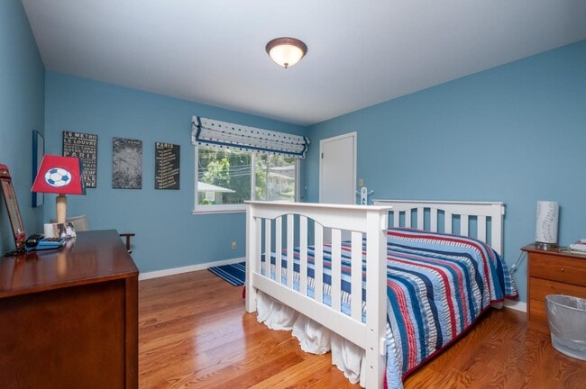 Photo - 3032 Brittan Ave