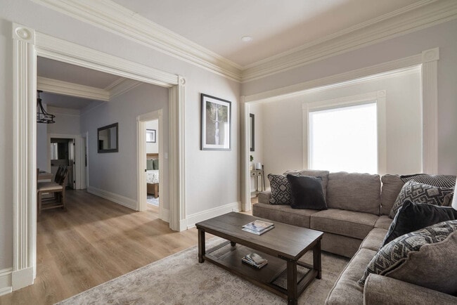 Photo - 529 NW 21st Ave Unit ID1309848P