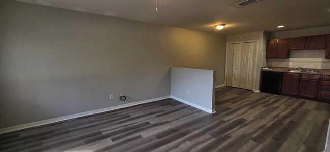 Photo - 2911 SE 52nd Ave Unit 3