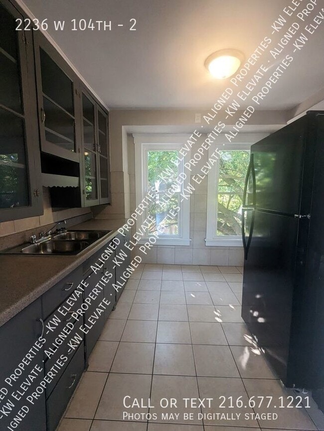 Photo - 2236 w 104th-2 Unidad 2
