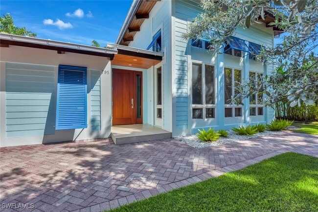 Photo - 795 18th Ave S