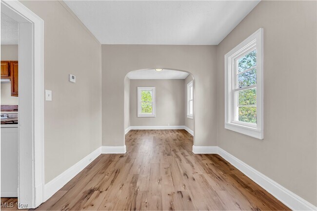 Photo - 2303 Montclair Ave Apartment Unit UP