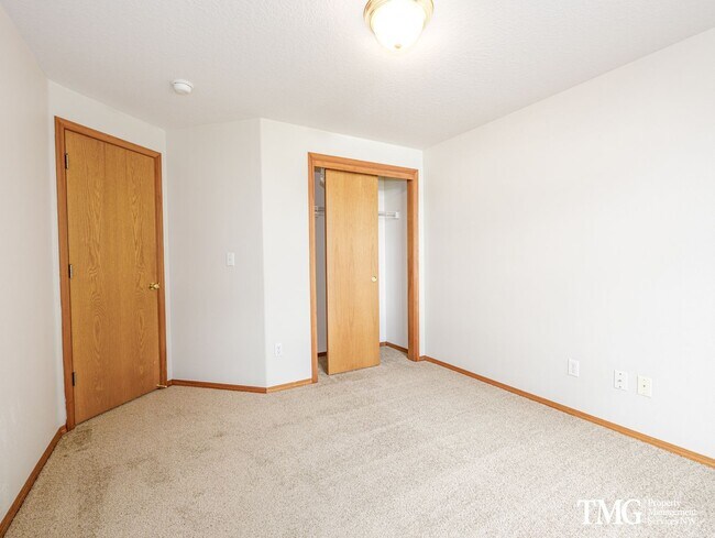 Photo - Beautiful 3-Bedroom Ranch Home with a Spac...