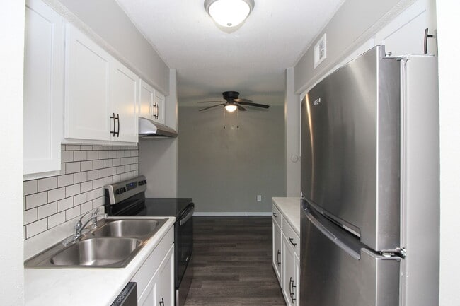 Teak Apartments