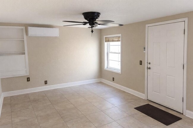 Photo - 8170 27th Ave N