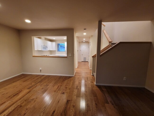 Photo - 2 Bedroom Townhome in Desirable Summerwind!