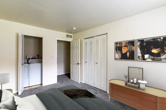 Windsor Forest Townhomes