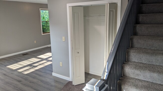 Photo - 1723 Rebecca St