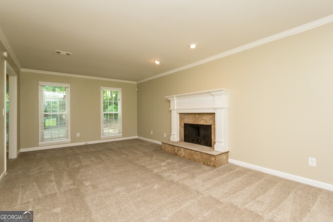 Photo - 320 Sumter Dr NE