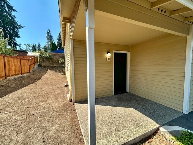 7512-7514 220th St. SW
