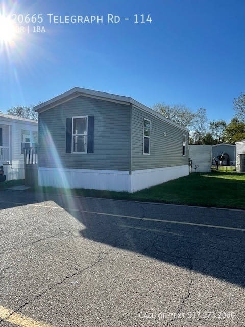 Photo - 20665 Telegraph Rd