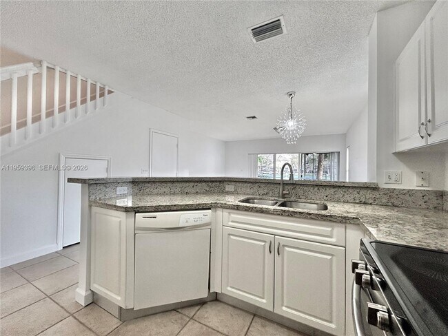 Photo - 12161 SW 4th St