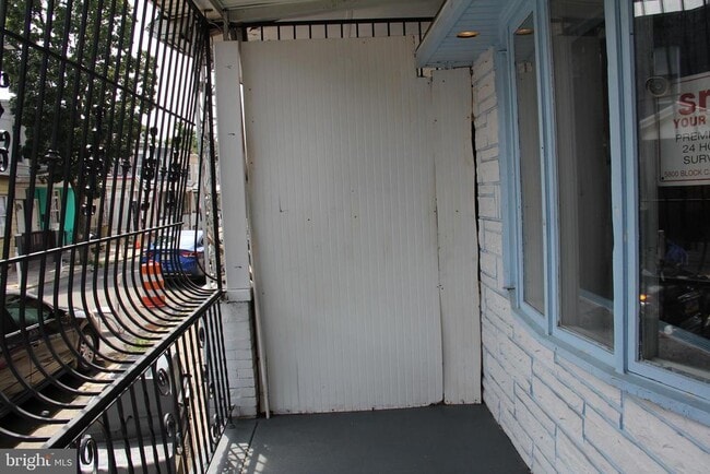 Building Photo - 3450 Tampa St Rental