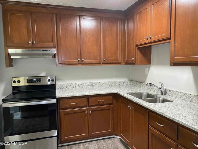 103 Dogwood Cir