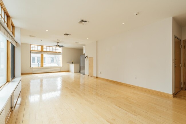 Photo - 30 Park Ave Unit 2