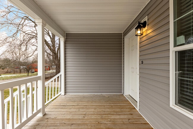 Photo - 395 Elder St