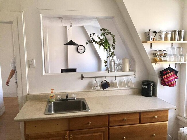 Photo - 395 Daly Ave Unit 3