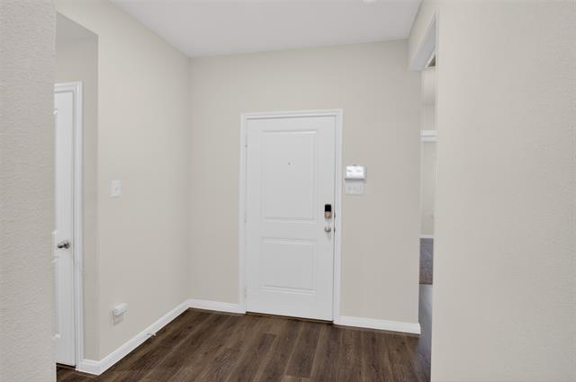 Photo - 408 Stampede Ln