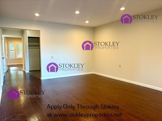 Photo - 1200 Singingwood Ct