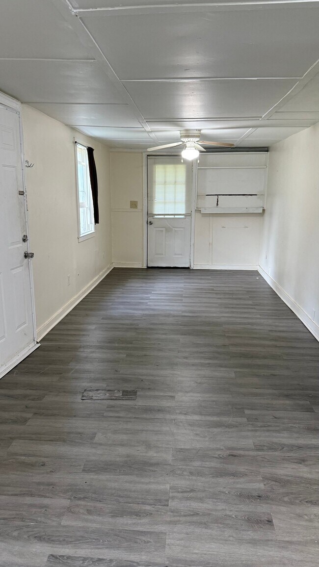 Photo - 1613 Easterling Dr